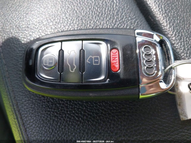 Продаж на аукціоні авто 2015 Audi A8 3.0t, vin: WAUJGAFD1FN019150, номер лоту: 45921664