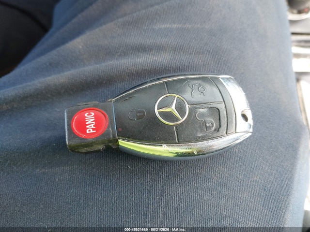 45921669 :رقم المزاد ، WDCGG8HB9AF304404 vin ، 2010 Mercedes-benz Glk 350 4matic مزاد بيع