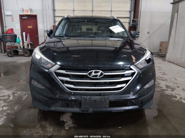 2017 Hyundai Tucson Se Plus მანქანა იყიდება აუქციონზე, vin: KM8J3CA42HU518139, აუქციონის ნომერი: 45921675