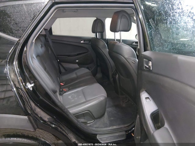 2017 Hyundai Tucson Se Plus მანქანა იყიდება აუქციონზე, vin: KM8J3CA42HU518139, აუქციონის ნომერი: 45921675