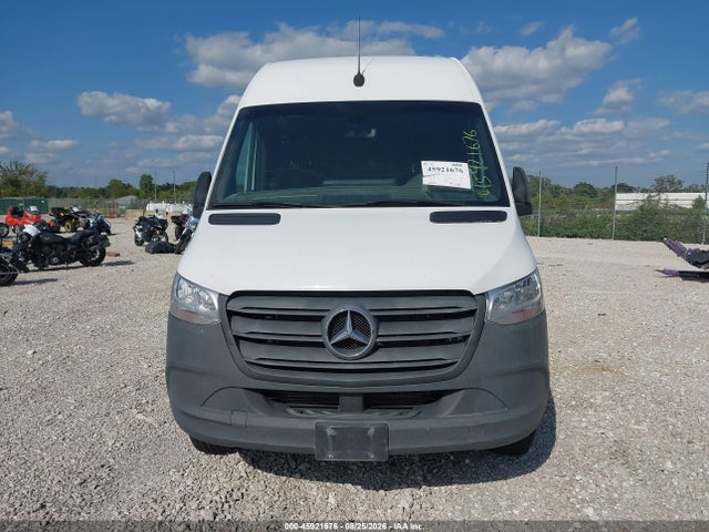 45921676 :رقم المزاد ، W1Y4EBHY5NT106860 vin ، 2022 Mercedes-benz Sprinter 2500 Standard Roof V6 مزاد بيع