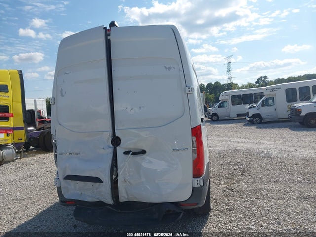 45921676 :رقم المزاد ، W1Y4EBHY5NT106860 vin ، 2022 Mercedes-benz Sprinter 2500 Standard Roof V6 مزاد بيع