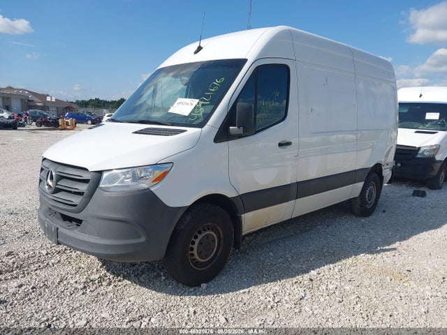 45921676 :رقم المزاد ، W1Y4EBHY5NT106860 vin ، 2022 Mercedes-benz Sprinter 2500 Standard Roof V6 مزاد بيع