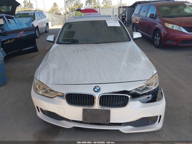 2014 Bmw 320i მანქანა იყიდება აუქციონზე, vin: WBA3B1C50EK133502, აუქციონის ნომერი: 45921680