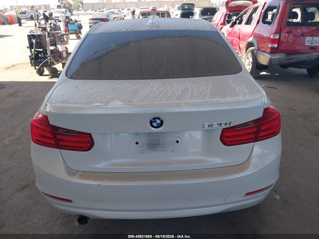 2014 Bmw 320i მანქანა იყიდება აუქციონზე, vin: WBA3B1C50EK133502, აუქციონის ნომერი: 45921680