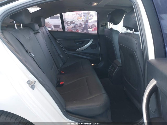2014 Bmw 320i მანქანა იყიდება აუქციონზე, vin: WBA3B1C50EK133502, აუქციონის ნომერი: 45921680
