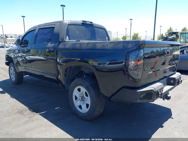 45921686 :رقم المزاد ، 5TFAY5F12GX555902 vin ، 2016 Toyota Tundra Platinum 5.7l V8 مزاد بيع