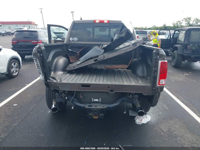 45921696 :رقم المزاد ، 1C6RR7NT2JS162282 vin ، 2018 Ram 1500 Laramie  4x4 5'7 Box مزاد بيع