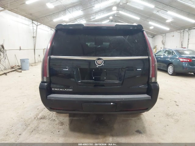 Aukcja sprzedaży 2015 Cadillac Escalade Esv Luxury, vin: 1GYS4HKJ8FR182577, numer aukcji: 45921701