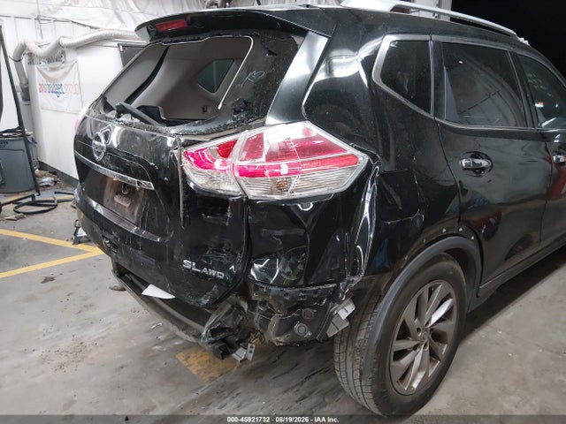 5N1AT2MVXFC876011 Nissan Rogue Sl