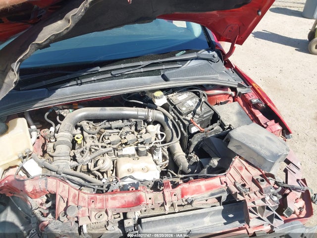 45921747 :رقم المزاد ، 1FADP3FE6JL268977 vin ، 2018 Ford Focus Se مزاد بيع