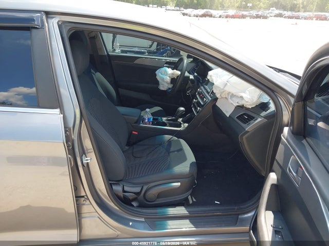 Продажа на аукционе авто 2019 Hyundai Sonata Se, vin: 5NPE24AF0KH757125, номер лота: 45921778