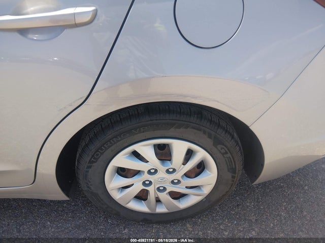 Hyundai ELANTRA SE 2020 5NPD74LF7LH603510 Image 6