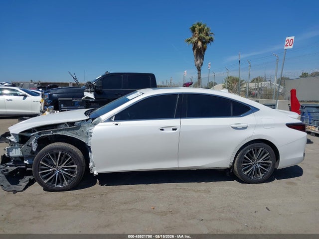 Продаж на аукціоні авто 2024 Lexus Es 300h, vin: 58ADA1C15RU049374, номер лоту: 45921790
