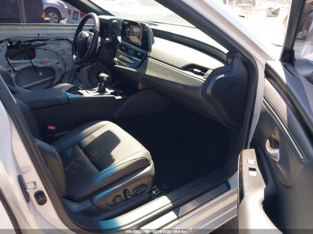 Продаж на аукціоні авто 2024 Lexus Es 300h, vin: 58ADA1C15RU049374, номер лоту: 45921790