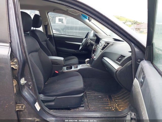 2011 Subaru Legacy 2.5i Premium მანქანა იყიდება აუქციონზე, vin: 4S3BMBB64B3235691, აუქციონის ნომერი: 45921796