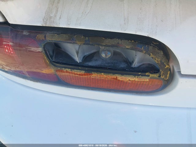 45921810 :رقم المزاد ، 2G1FP22K312118231 vin ، 2001 Chevrolet Camaro مزاد بيع