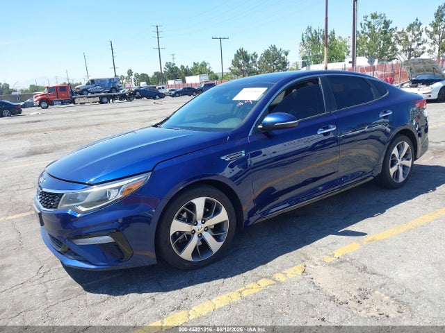 KIA Optima S 2019 5XXGT4L36KG314773 Image 2