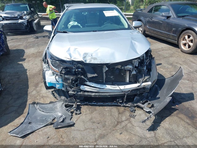 Продажа на аукционе авто 2021 Toyota Corolla Hybrid Le, vin: JTDEAMDEXMJ024435, номер лота: 45921833