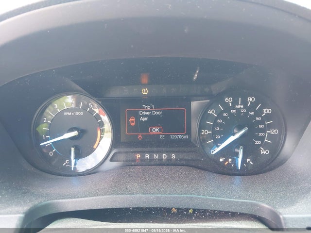 45921847 :رقم المزاد ، 1FM5K8D81GGD08337 vin ، 2016 Ford Explorer Xlt مزاد بيع