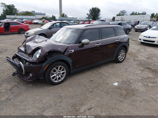 Mini Clubman Cooper 2016 WMWLN5C56G2E31492 Image 2