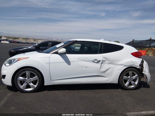 Продажа на аукционе авто 2015 Hyundai Veloster, vin: KMHTC6AD3FU238074, номер лота: 45921865