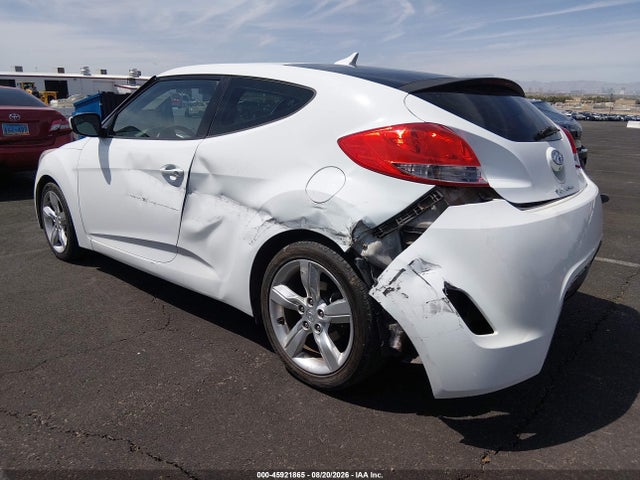Продажа на аукционе авто 2015 Hyundai Veloster, vin: KMHTC6AD3FU238074, номер лота: 45921865