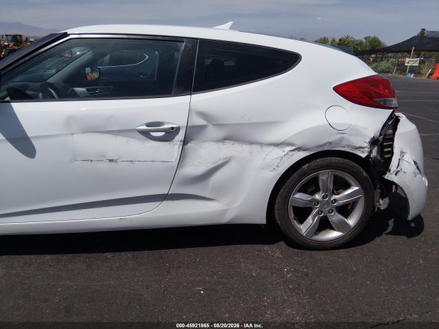 Продажа на аукционе авто 2015 Hyundai Veloster, vin: KMHTC6AD3FU238074, номер лота: 45921865