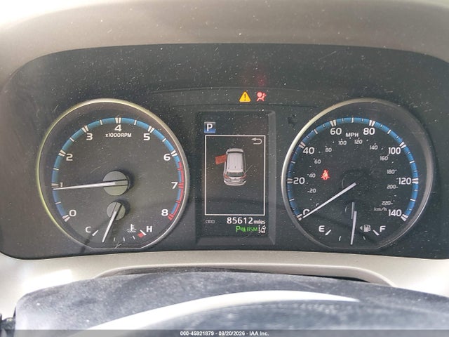 45921879 :رقم المزاد ، 2T3RFREV6JW732063 vin ، 2018 Toyota Rav4 Adventure مزاد بيع