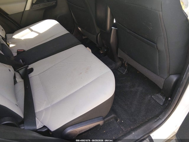 45921879 :رقم المزاد ، 2T3RFREV6JW732063 vin ، 2018 Toyota Rav4 Adventure مزاد بيع