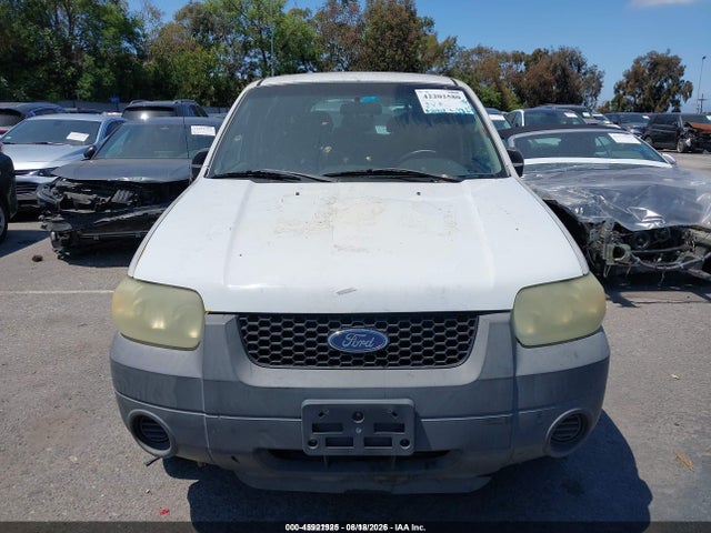 2005 Ford Escape Xls მანქანა იყიდება აუქციონზე, vin: 1FMYU02Z35KB15458, აუქციონის ნომერი: 45921925