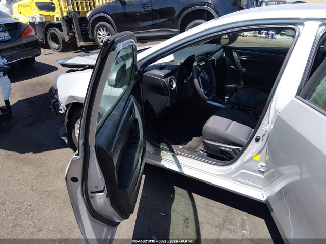 5YFBURHE1JP837753 Toyota COROLLA LE