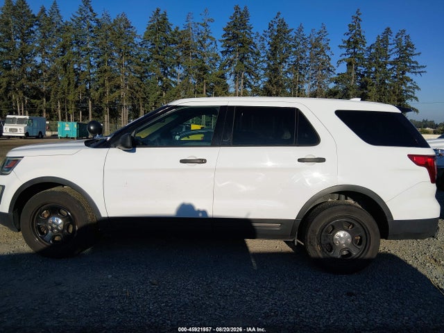 Ford Utility Police Interceptor 2017 1FM5K8AR9HGB72439 Image 14