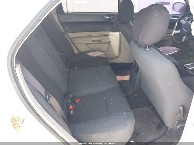 45921998 :رقم المزاد ، 2C3JA43R75H627448 vin ، 2005 Chrysler 300 مزاد بيع