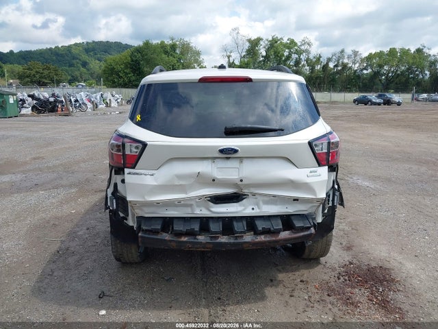 Продаж на аукціоні авто 2017 Ford Escape Se, vin: 1FMCU0GD8HUB65675, номер лоту: 45922032