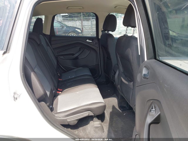 Продаж на аукціоні авто 2017 Ford Escape Se, vin: 1FMCU0GD8HUB65675, номер лоту: 45922032