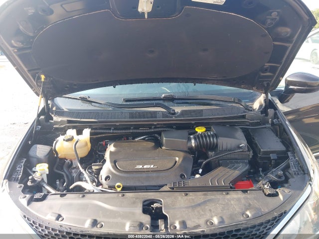 Продаж на аукціоні авто 2018 Chrysler Pacifica Touring L, vin: 2C4RC1BG9JR322948, номер лоту: 45922040