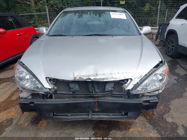 2004 Toyota Camry Le მანქანა იყიდება აუქციონზე, vin: 4T1BE32K54U834009, აუქციონის ნომერი: 45922065