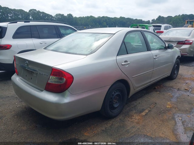 2004 Toyota Camry Le მანქანა იყიდება აუქციონზე, vin: 4T1BE32K54U834009, აუქციონის ნომერი: 45922065