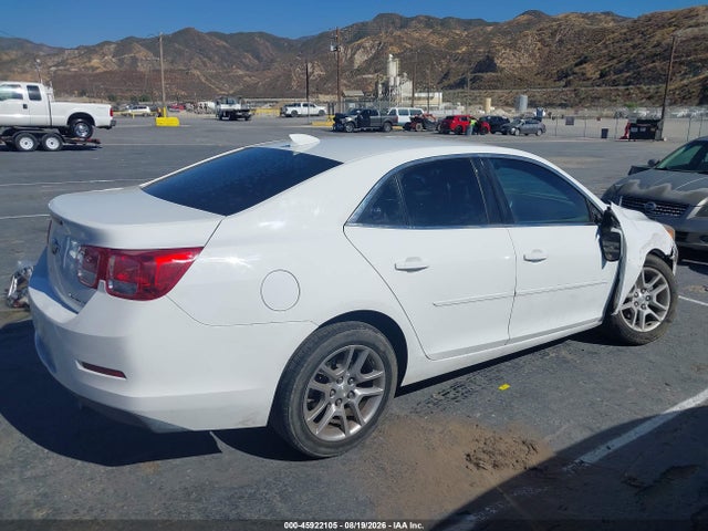 Chevrolet MALIBU 1LT 2015 1G11C5SL8FF221456 Image 13