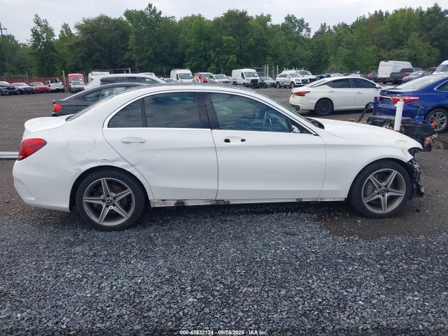 Продаж на аукціоні авто 2018 Mercedes-benz C 300 4matic, vin: 55SWF4KB1JU249794, номер лоту: 45922124