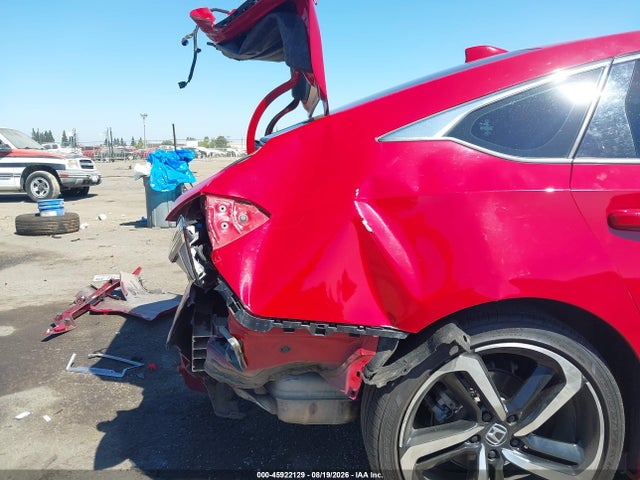 1HGCV1F32JA137833 Honda Accord Sport