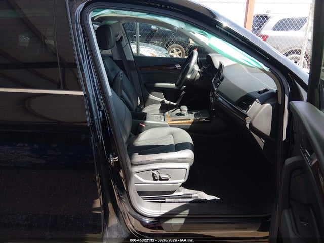 Продажа на аукционе авто 2020 Audi Q5 Premium 45 Tfsi Quattro S Tronic/titanium Premium 45 Tfsi Quattro S Tronic, vin: WA1ANAFYXL2037021, номер лота: 45922132