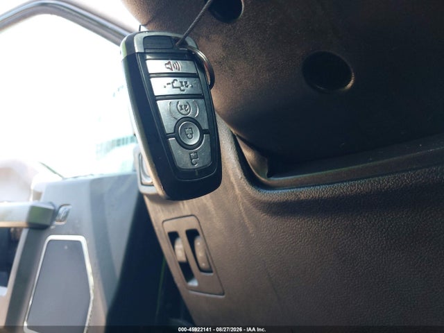 Продажа на аукционе авто 2018 Ford F-150 Lariat, vin: 1FTEW1EG6JFC13081, номер лота: 45922141