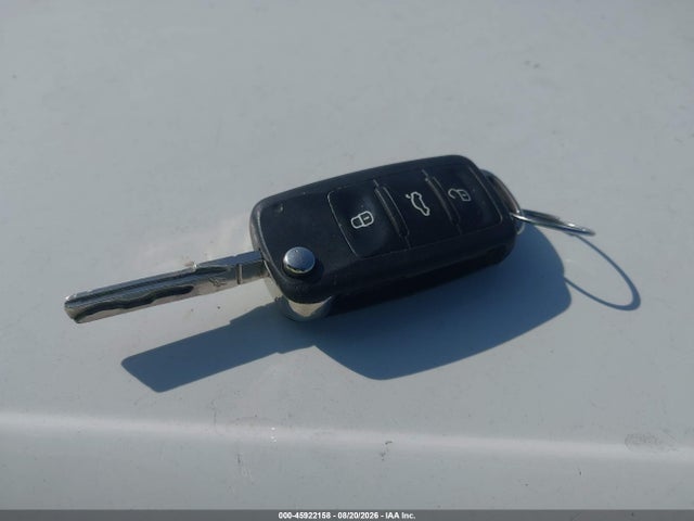 2014 Volkswagen Gti Wolfsburg Edition მანქანა იყიდება აუქციონზე, vin: WVWGD7AJ3EW009928, აუქციონის ნომერი: 45922158