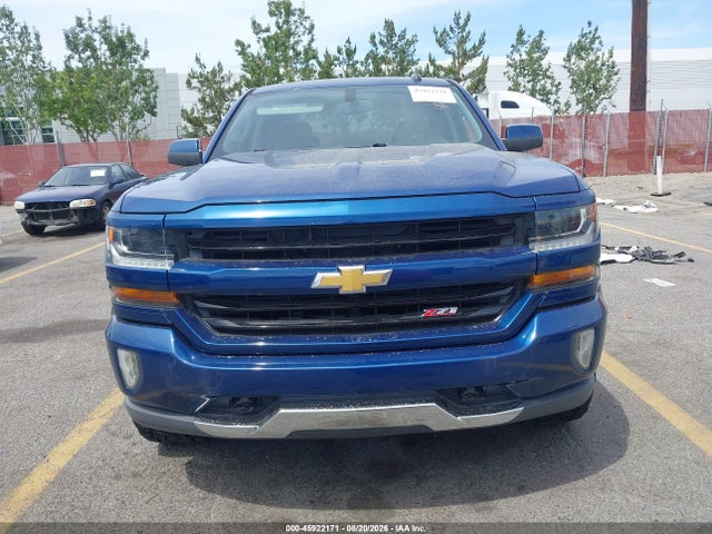 1GCVKREC6HZ371940 Chevrolet Silverado 1500 2lt