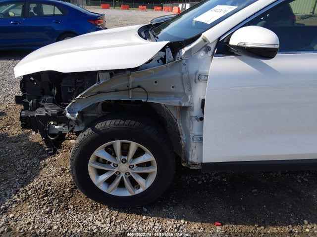 45922174 :رقم المزاد ، 5XYPG4A31GG020692 vin ، 2016 Kia Sorento 2.4l Lx مزاد بيع