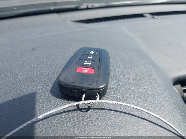 4T1B31HK5JU001503 Toyota Camry Hybrid Le