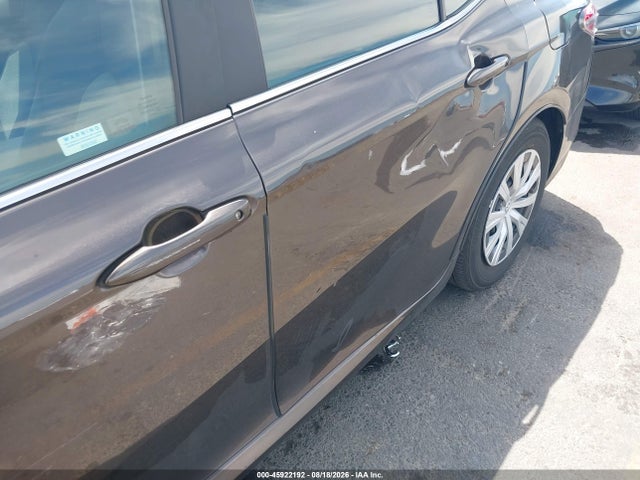 4T1B31HK5JU001503 Toyota Camry Hybrid Le