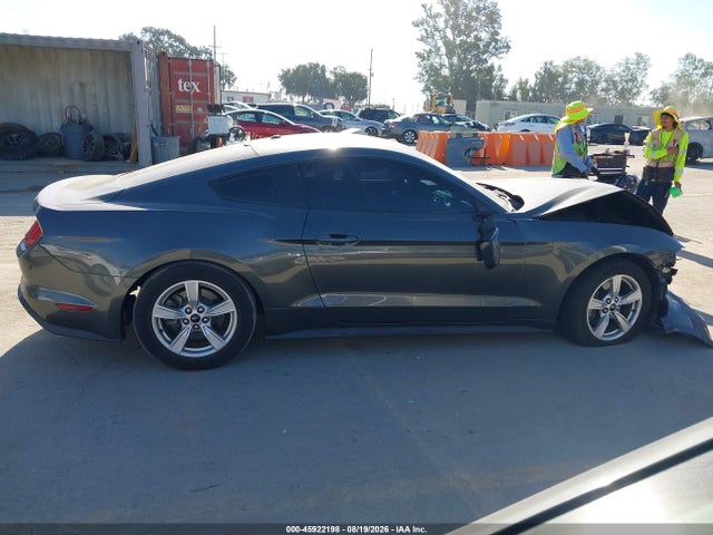 45922198 :رقم المزاد ، 1FA6P8TH8L5130482 vin ، 2020 Ford Mustang Ecoboost Fastback مزاد بيع